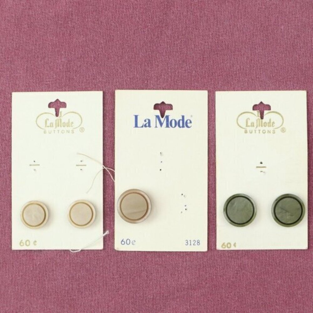 Vintage La Mode Button Lot Clothing Project Sewing Original Card 3/4" 5/8" Japan